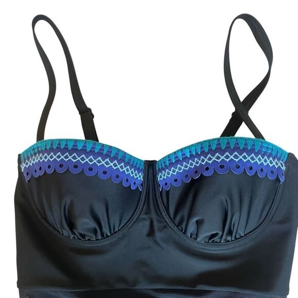 New Seekers Australia One Piece Black Swimsuit Women’s Sz 6 Small Full Piece - Picture 2 of 4